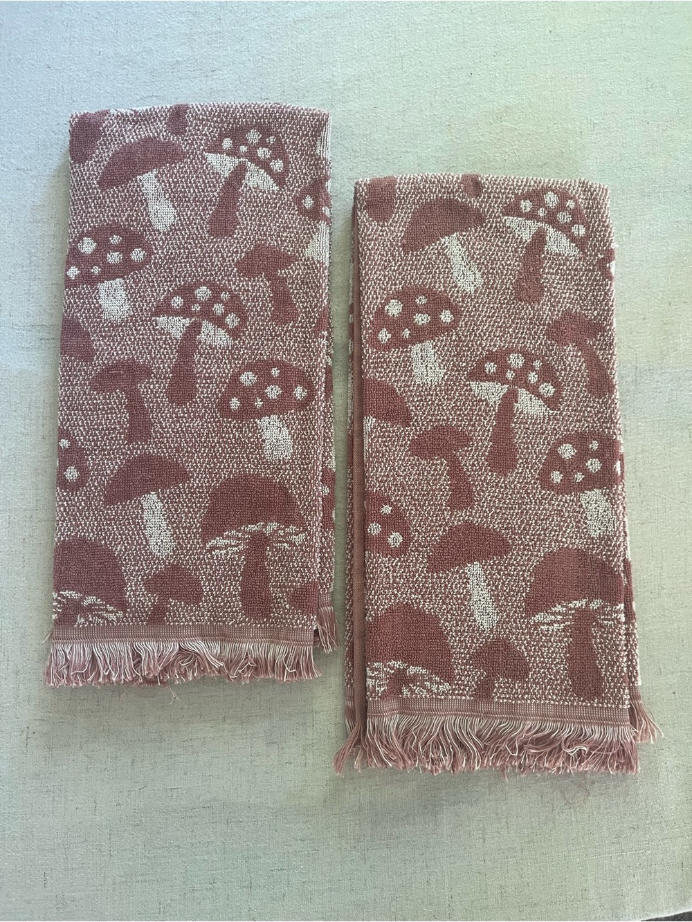 NWOT Mushroom Print Hand Towels Set of 2 Mauve Pink Boho Fringed
